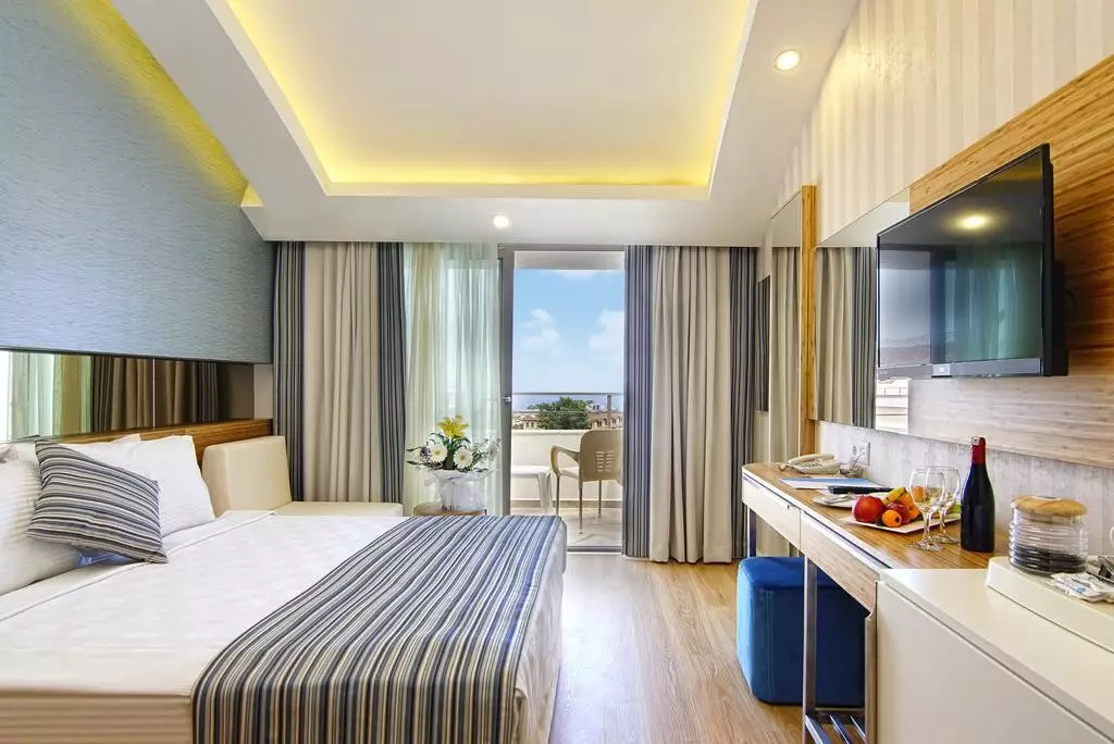 هتل دوسینیا لاکچری ریزورت آنتالیا